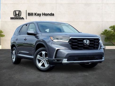 Used 2025 Honda Pilot EX-L image 1
