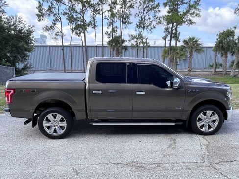 Used 2015 Ford F150 XLT w/ Equipment Group 302A Luxury AWD/4WD image 13