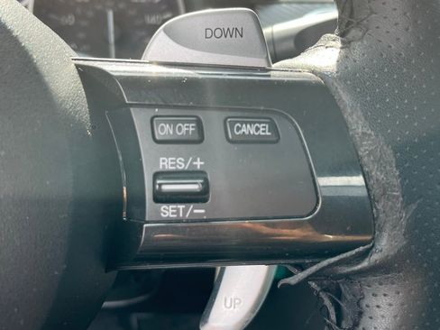 Used 2013 MAZDA MX-5 Miata Sport RWD image 18