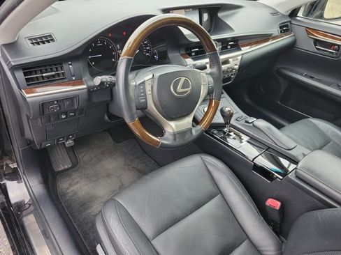 Used 2013 Lexus ES 350 image 4