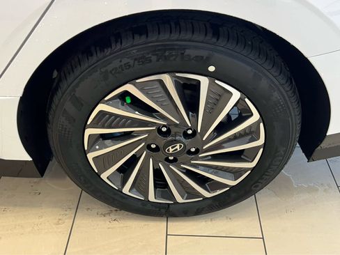 New 2026 Hyundai Sonata Limited FWD image 16