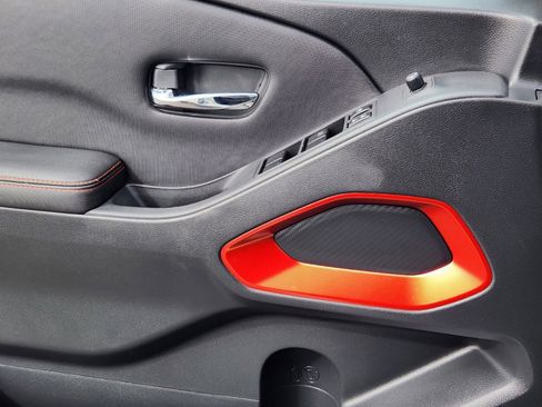 Used 2023 Nissan Frontier PRO-4X w/ Tow Package image 9