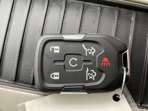 Used 2018 GMC Yukon Denali w/ Denali Ultimate Package AWD/4WD image 36