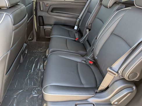 New 2026 Honda Odyssey Touring image 23