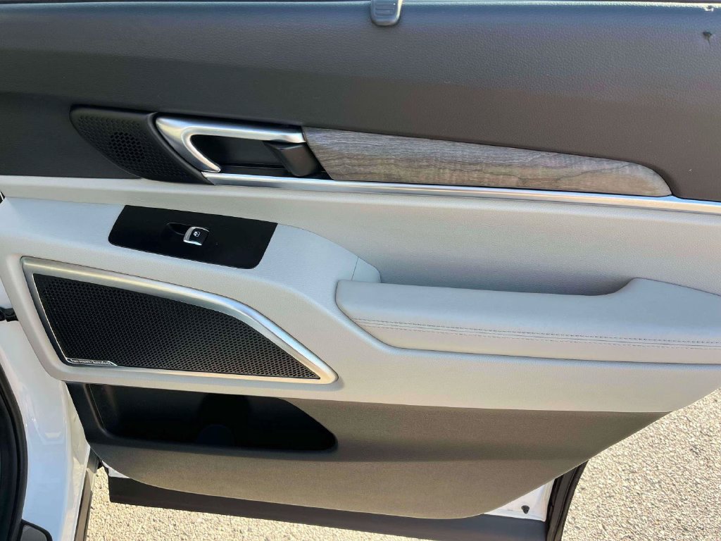 Used 2020 Kia Telluride SX FWD image 10
