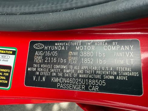 Used 2005 Hyundai Elantra GLS FWD image 17