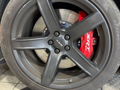 Used 2022 Dodge Challenger SRT Hellcat w/ Plus Package RWD image 3