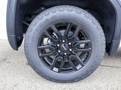New 2026 GMC Sierra 1500 Elevation image 31