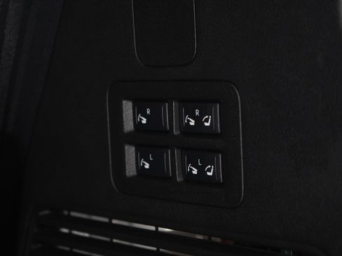 Used 2025 Nissan Armada Platinum AWD/4WD image 20