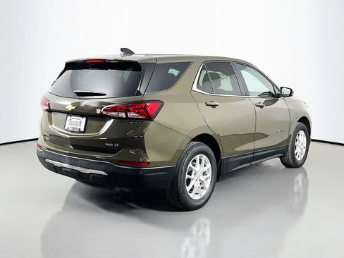 Used 2023 Chevrolet Equinox LT w/ Driver Convenience Package AWD/4WD image 5
