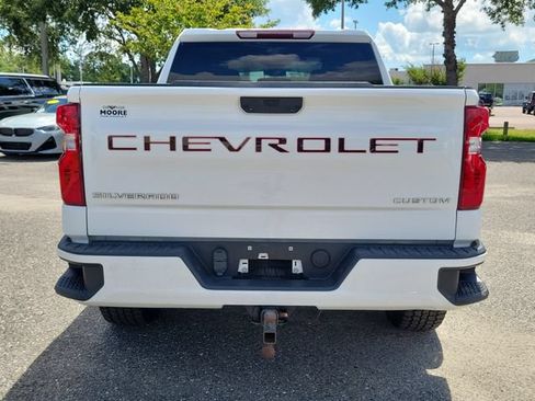 Certified 2022 Chevrolet Silverado 1500 Custom AWD/4WD image 10
