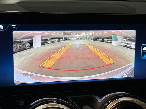 Used 2026 Mercedes-Benz GLB 250 image 23