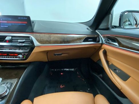Used 2017 BMW 540i xDrive AWD/4WD image 26
