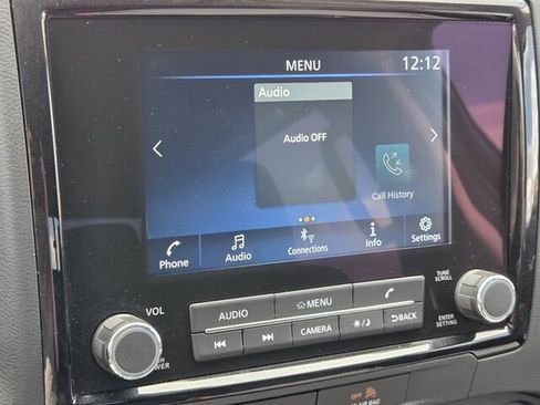 Used 2022 Nissan Frontier SV image 19