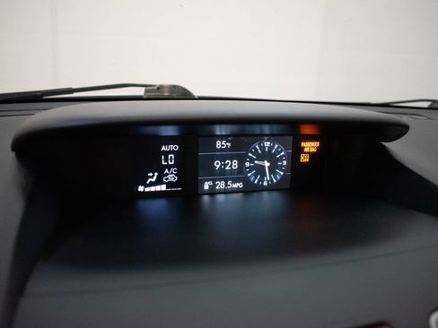 Used 2018 Subaru Forester 2.5i Limited AWD/4WD image 14