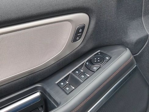 Certified 2025 Ford Expedition Active AWD/4WD image 8