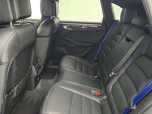Used 2023 Porsche Macan Turbo AWD/4WD image 21