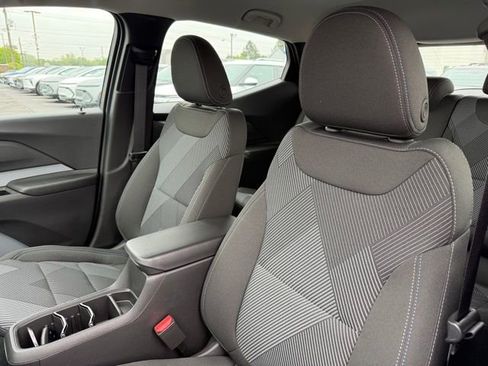 New 2027 Chevrolet Bolt LT w/ Comfort Package FWD image 18