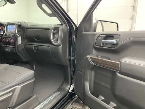 Used 2019 Chevrolet Silverado 1500 LT w/ All-Star Edition AWD/4WD image 30