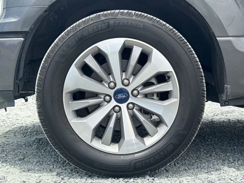 Used 2018 Ford F150 XL w/ Equipment Group 101A Mid RWD image 12