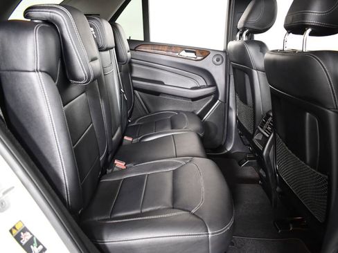 Used 2015 Mercedes-Benz ML 250 250 BLUETEC image 23