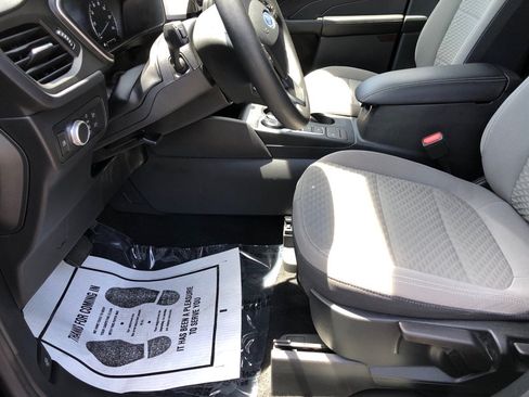 Used 2021 Ford Escape SE FWD image 18