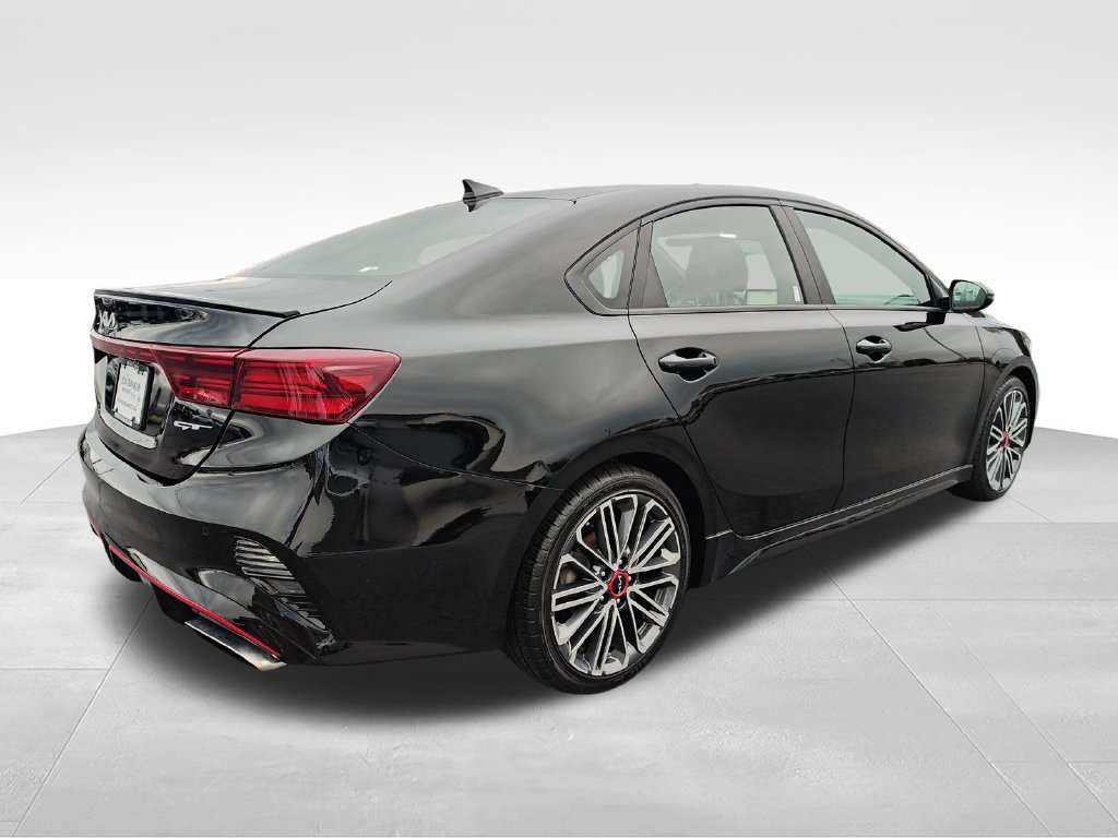Used 2023 Kia Forte GT FWD image 5