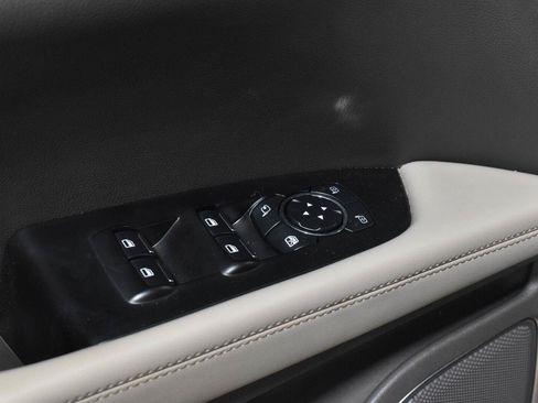 Used 2023 Lincoln Nautilus Reserve AWD/4WD image 11