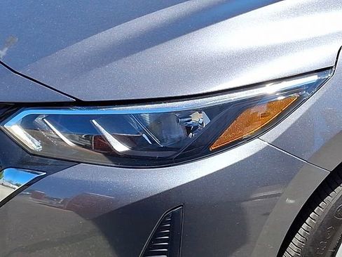 Used 2025 Nissan Sentra S FWD image 29