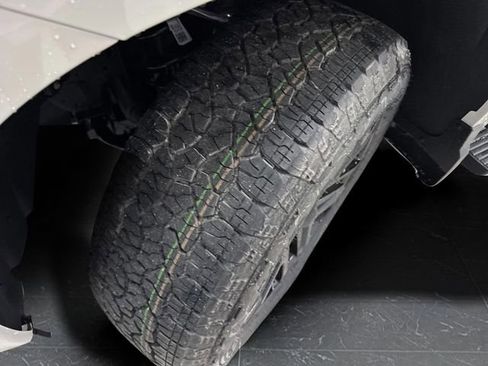 New 2026 Chevrolet Silverado 1500 RST w/ Dark Appearance Package image 40