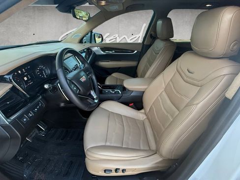 Certified 2023 Cadillac XT6 Sport w/ Platinum Package image 18