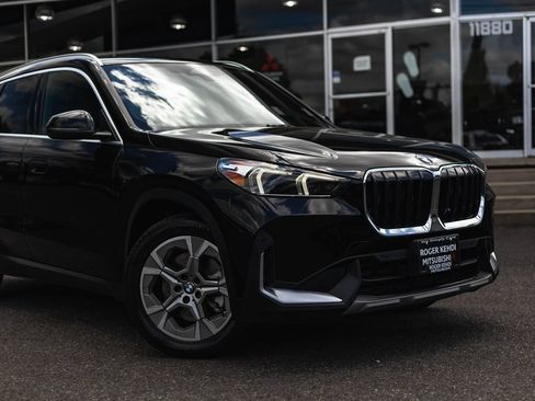 Used 2023 BMW X1 xDrive28i image 3