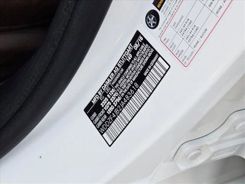 Used 2018 Mercedes-Benz E 300 E 300 image 24