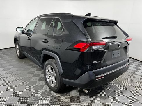 Used 2022 Toyota RAV4 XLE FWD image 7