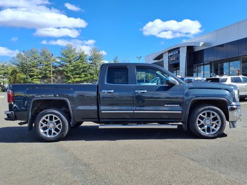 Used 2018 GMC Sierra 1500 SLT w/ SLT Premium Package image 2