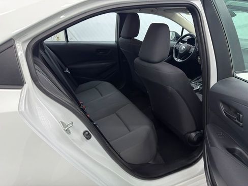 Used 2025 Toyota Corolla LE image 16