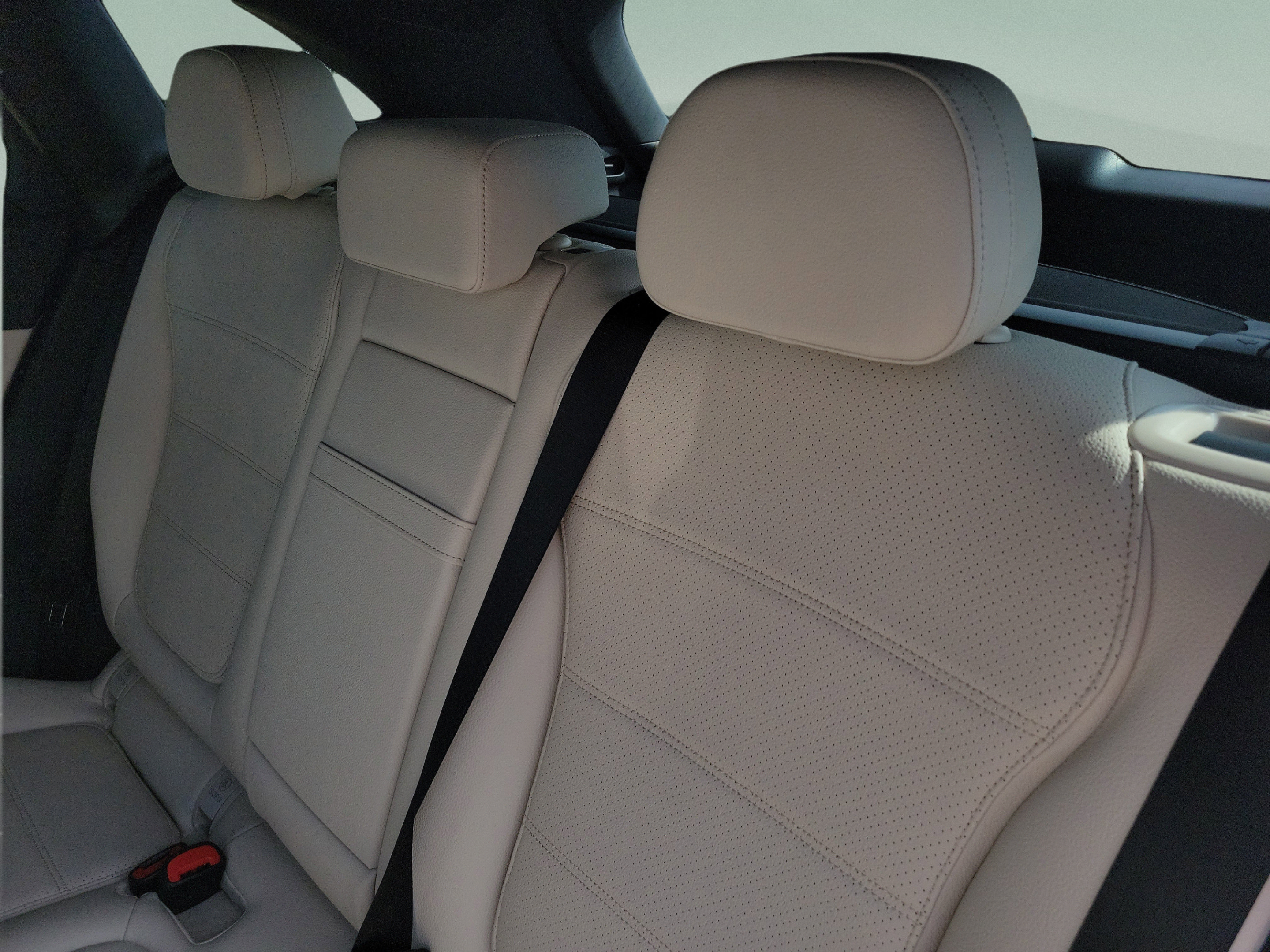 Certified 2026 Mercedes-Benz GLC 300 image 9