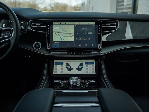 New 2026 Jeep Grand Wagoneer L Summit AWD/4WD image 20