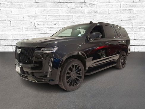 Certified 2023 Cadillac Escalade Premium Luxury image 2