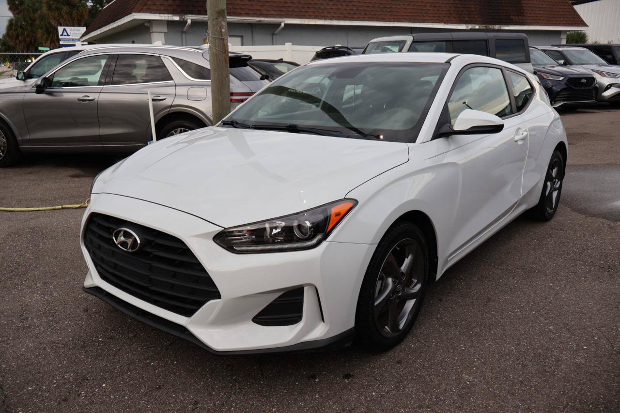 Used 2020 Hyundai Veloster 2.0 FWD image 9