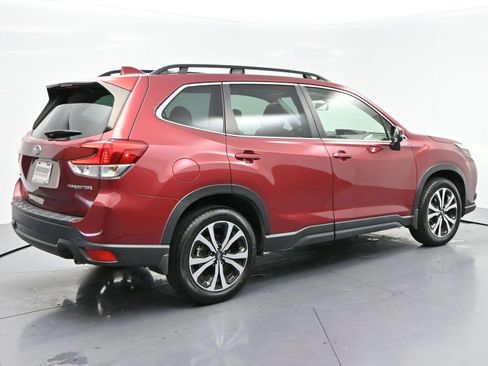 Used 2023 Subaru Forester Limited AWD/4WD image 7
