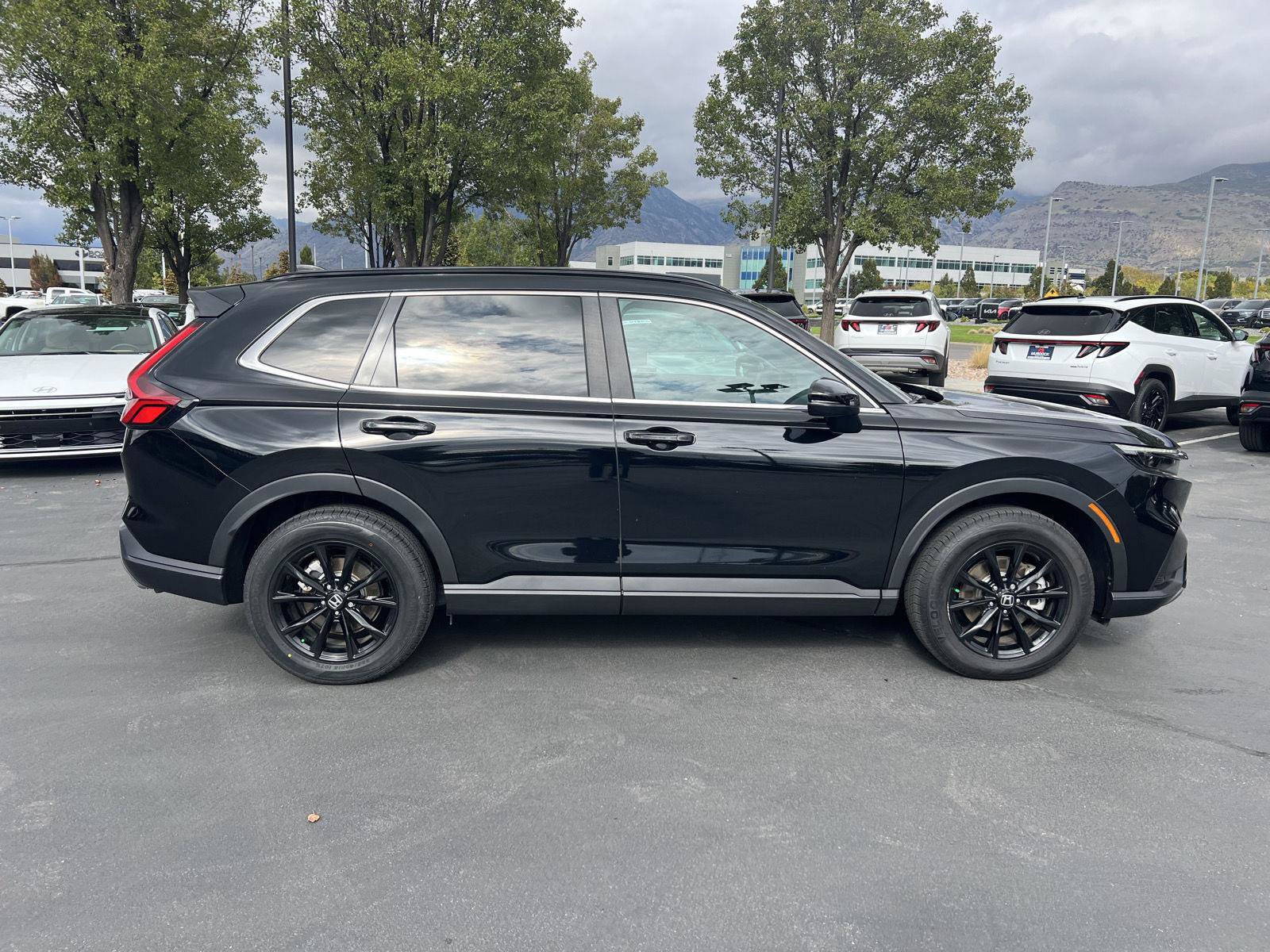Used 2025 Honda CR-V Sport-L image 17