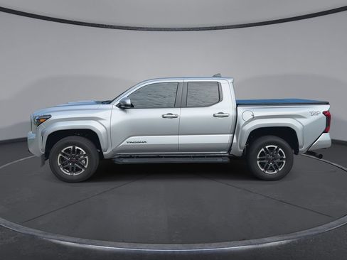 Certified 2025 Toyota Tacoma TRD Sport w/ TRD Sport Upgrade Package RWD image 5