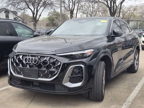 Certified 2025 Audi Q5 Premium Plus w/ Premium Plus image 6