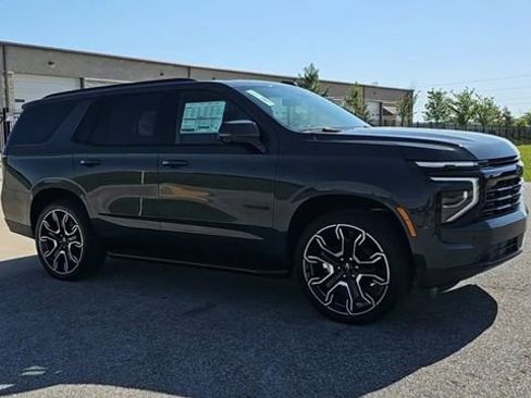 New 2026 Chevrolet Tahoe RST w/ RST Capability Package AWD/4WD image 2