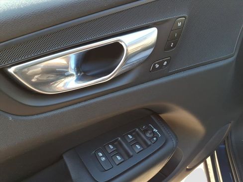 Used 2023 Volvo XC60 B5 Plus w/ Climate Package image 15