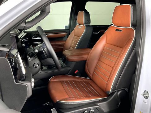 Certified 2026 GMC Sierra 1500 Denali Ultimate image 13