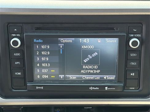 Used 2016 Toyota Tacoma SR5 w/ SR5 Appearance Package (SN) image 28