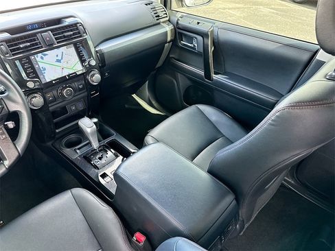 Used 2022 Toyota 4Runner TRD Off-Road Premium image 23