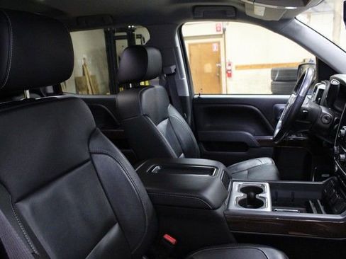 Used 2015 GMC Sierra 1500 SLT w/ SLT Crew Cab Value Package image 11